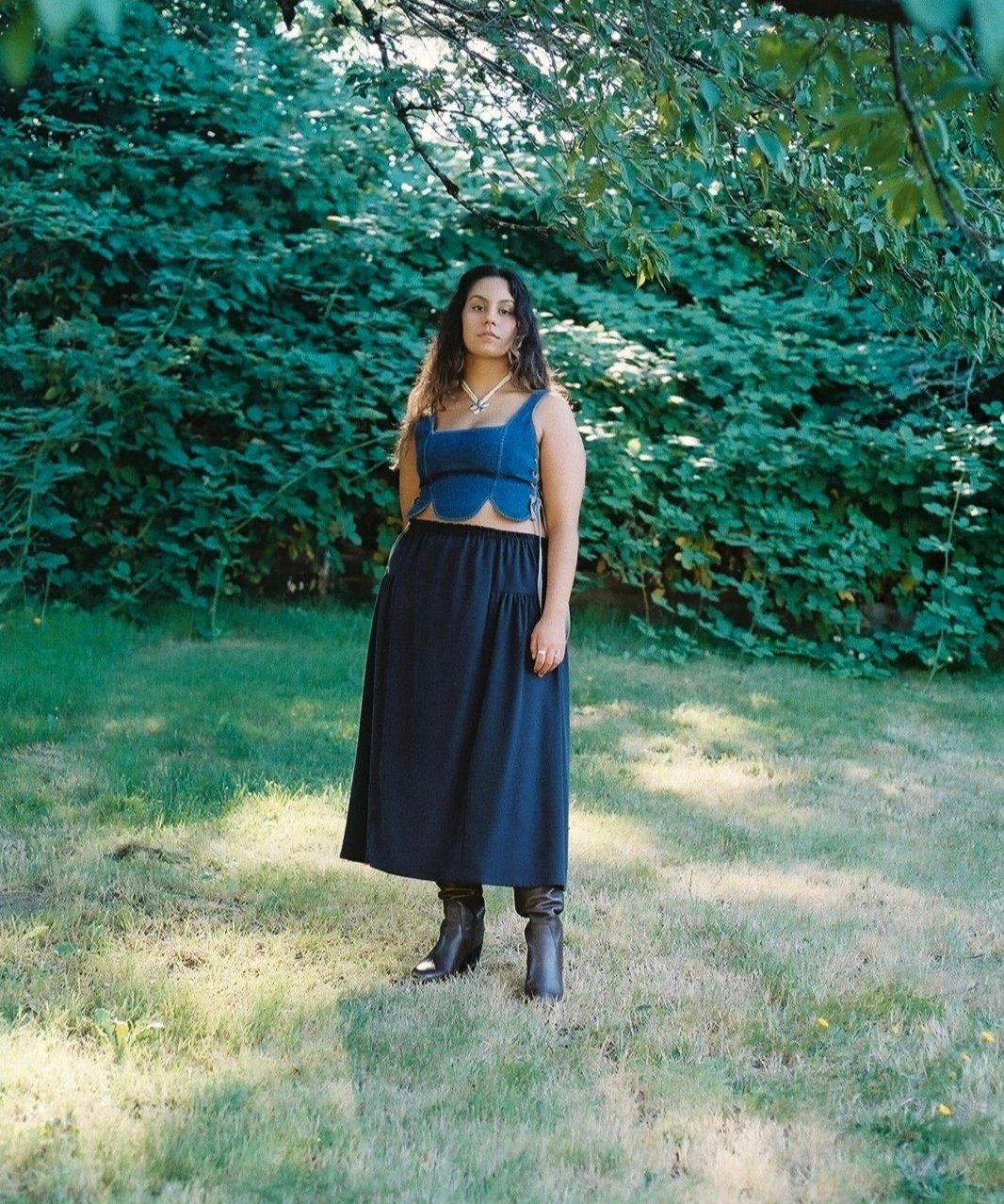 Calyx Skirt in Midnight- M